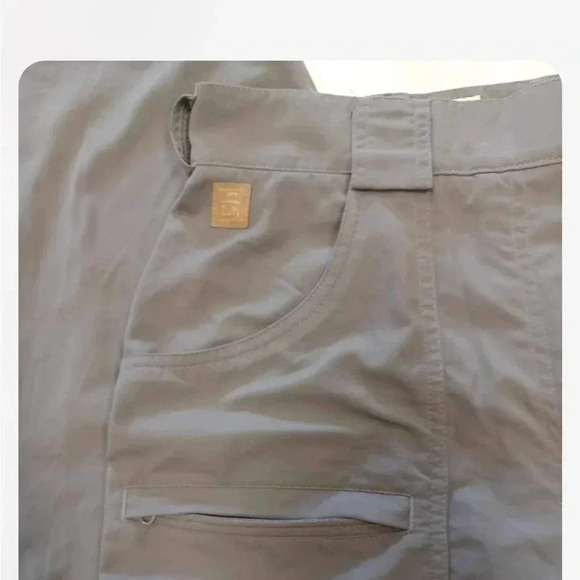 Tilley Grey Nylon Convertible Pants Cargo Shorts  Size 12 - Picture 8 of 10